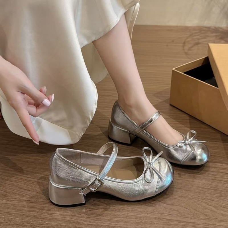 Women'S Shoes For Work - รองเท้าสตรีแบบแมรี่เจน หัวกลม ส้นหนา สายรัดหัวเข็มขัด ประดับโบว์ ปากตื้น