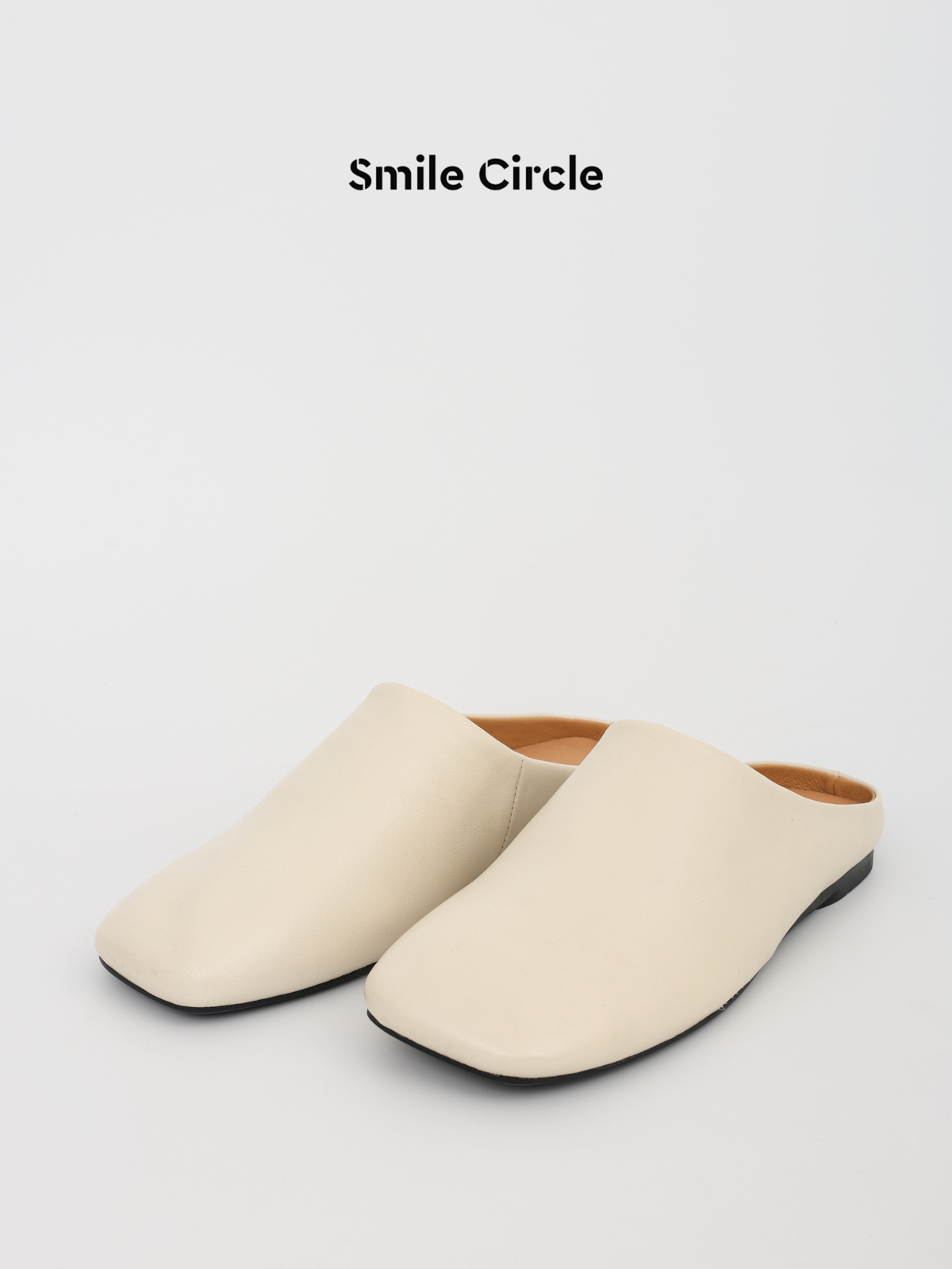 Loafer Flat Women - รองเท้าแตะหนังแกะแท้ Smile Circle สำหรับผู้หญิง แบบสวม ส้นแบน