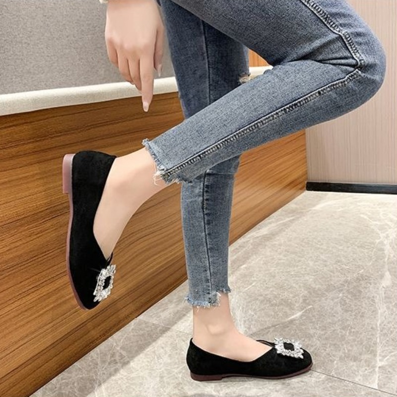 Women'S Shoes In Wide Width - รองเท้าสตรีแบบแบน ไซส์ 35-42 สำหรับเท้ากว้าง ตกแต่งคริสตัล หัวเหลี่ยม