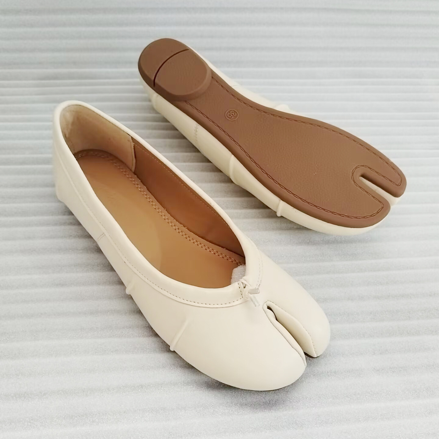 รองเท้าส้นแบนแบบแยกนิ้วเท้าสำห - Loafer Flat Women บทวิจารณ์และราคา