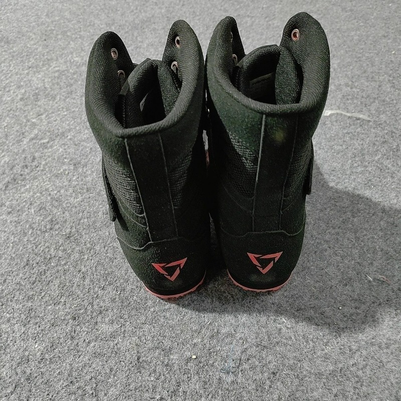 ขายร้อนรองเท้ามวยปล้ำผู้ชายผู้ - Women'S Shoes Vs Men'S Size บทวิจารณ์และราคา