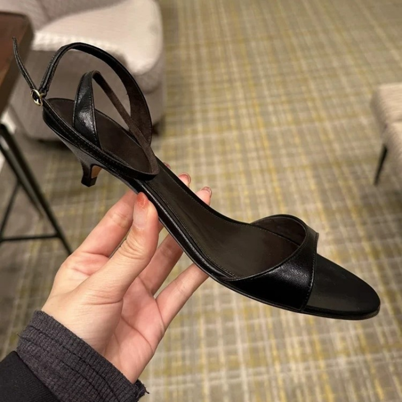 แฟชั่นเซ็กซี่ผู้หญิงรองเท้าแตะ - Women'S Shoes Kitten Heels บทวิจารณ์และราคา